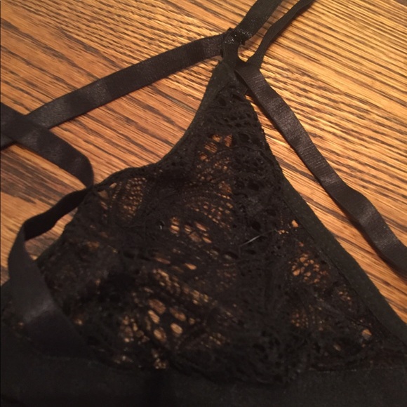 Bralette - Picture 2 of 3